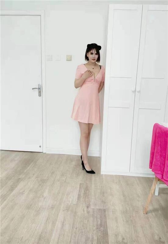 三百就能干的青春Sao奶牛！